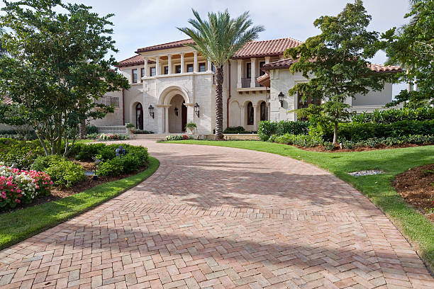 Best Affordable Driveway Pavers  in Vicksburg, MS